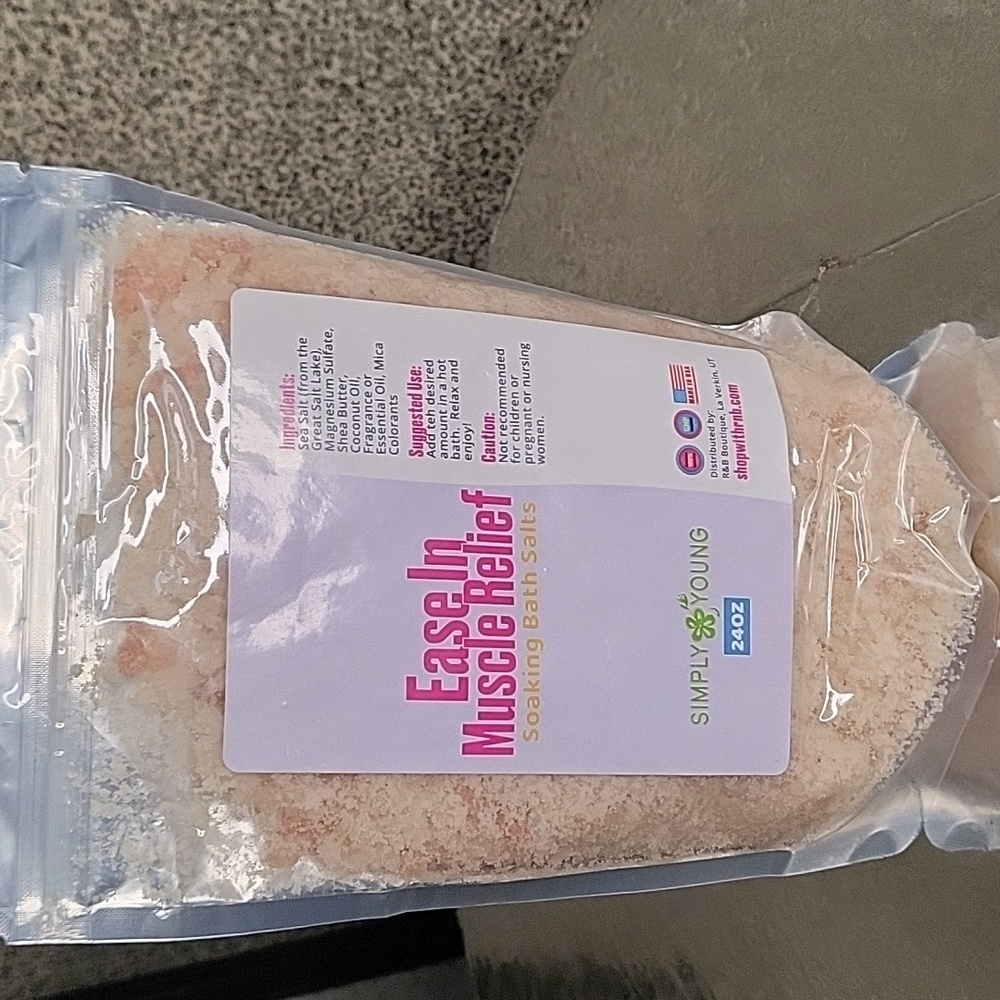 Simply Young EasinMuscle Relief Soaking Bath Salts